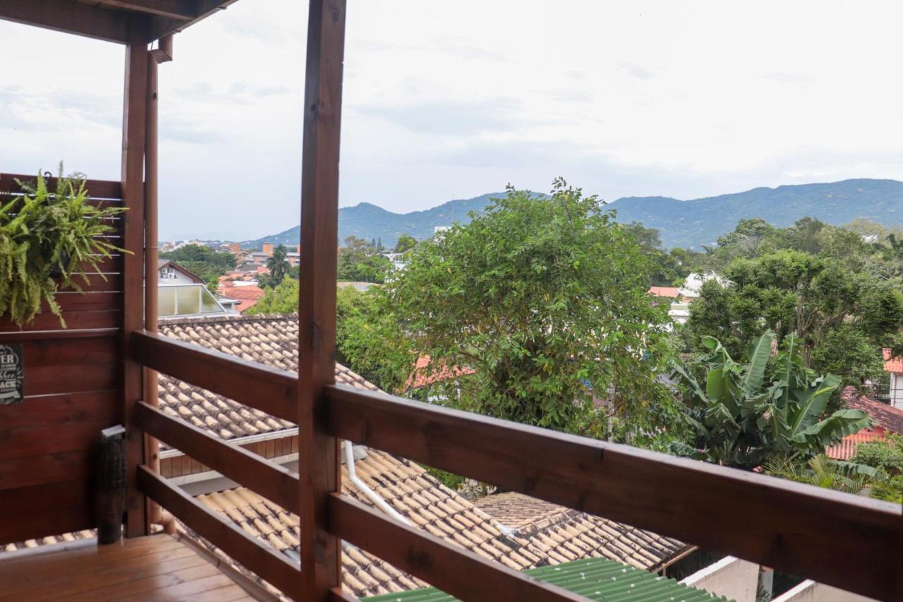 Floripa Backpackers Home Флорианополис Экстерьер фото